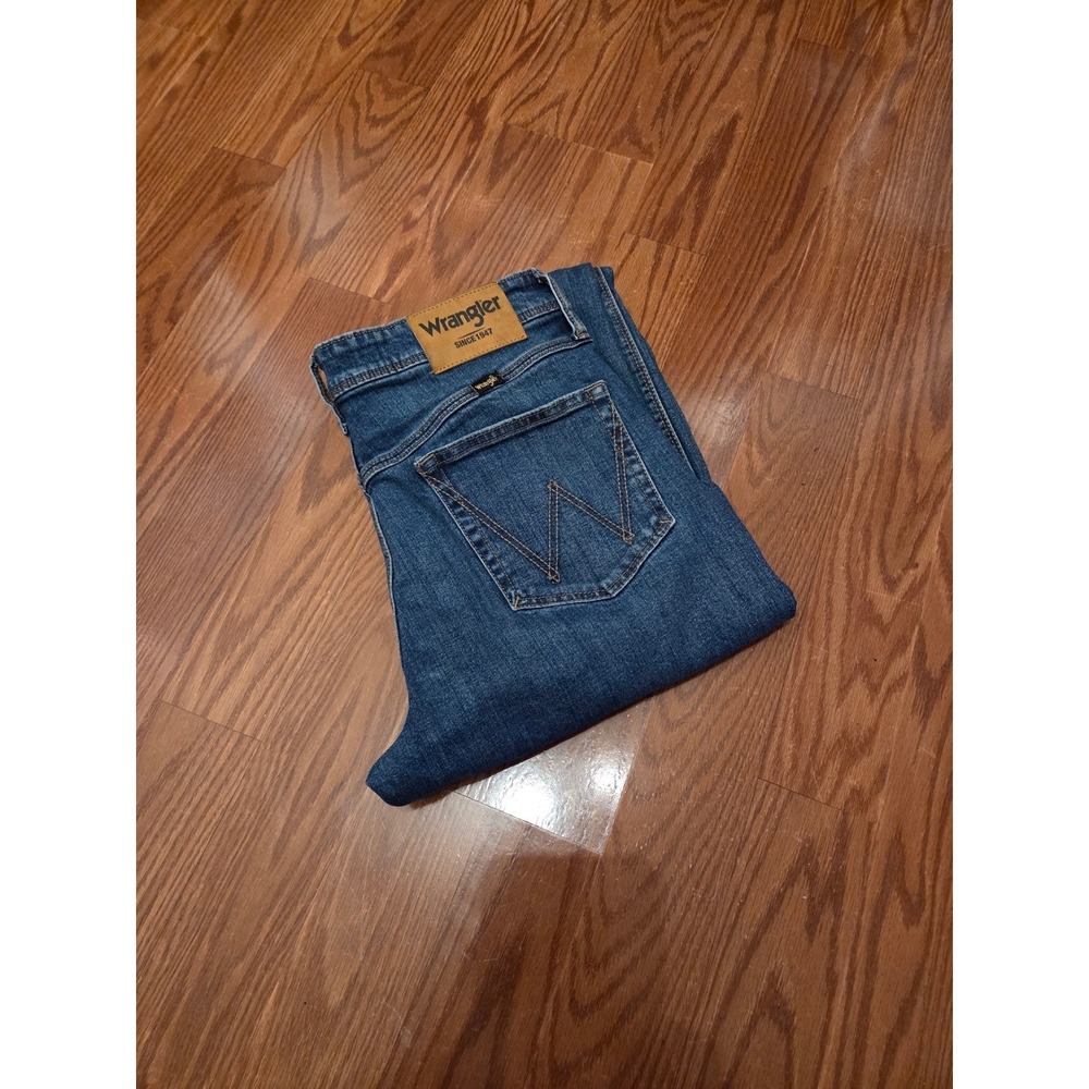 Wrangler Regular Fit Mens Jeans 32x34 Medium Wash Blue Straight Leg 1796601
